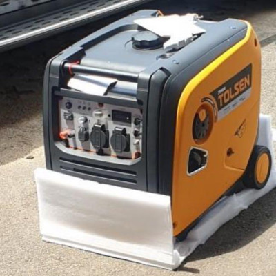 MÁY PHÁT ĐIỆN INVERTER 2.200W TOLSEN 79987 - HÀNG CHÍNH HÃNG