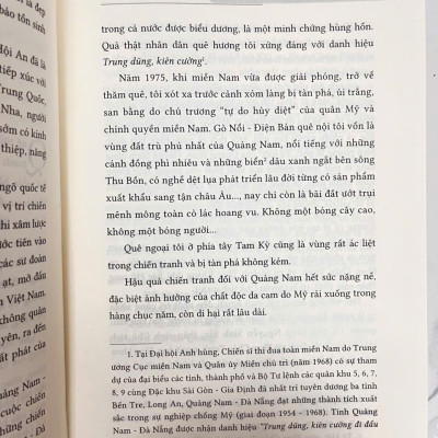 Combo Hồi Ký Nguyễn Thị Bình,Gia Đình, Bạn Bè Và Đất Nước (Bìa Cứng) + Thành Phố Hồ Chí Minh,Giờ Khắc Số 0
