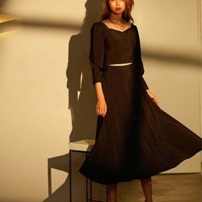 Chân váy chữ A xoè midi dài qua gối Vĩ Dạ SKI039 thời trang thiết kế Hity