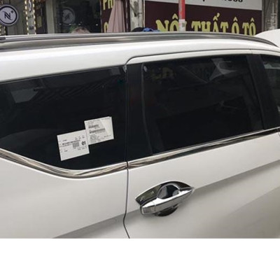 Bộ nẹp viền chân kính INOX dành cho xe Mitsubishi Xpander