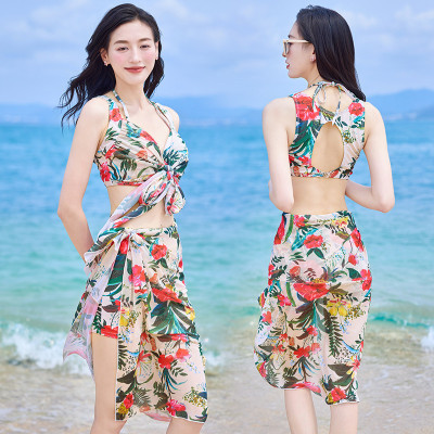 Set Bikini Đùi Thanh Lịch Kèm Khăn Lưới