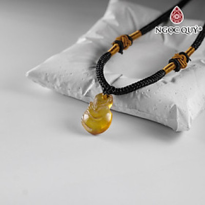 Mặt dây chuyền hồ ly hổ phách 14x19mm - Ngọc Quý Gemstones