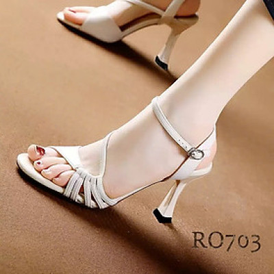 Sandal nữ quai sau, gót nhọn ROSATA RO703 -6p- Đen, Trắng - BKSTORE