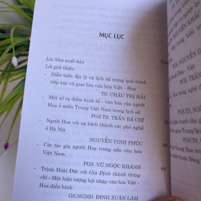 TIẾP XÚC VÀ GIAO LƯU VĂN HOÁ VIỆT - HOA TRONG LỊCH SỬ  – GS Phạm Đức Dương – TS Châu Thị Hải - NXB Chính trị Quốc gia sự thật