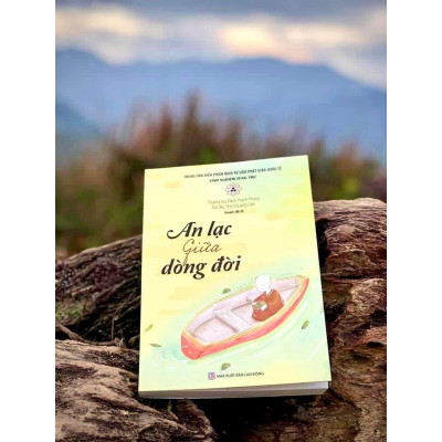 Sách - An Lạc Giữa Dòng Đời - Vĩnh Nghiêm Book