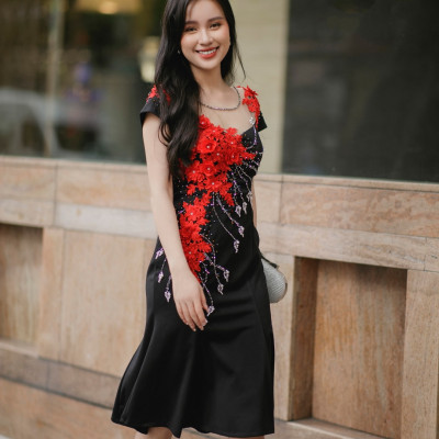 Đầm dự tiêc kết ren đỏ MS 2577