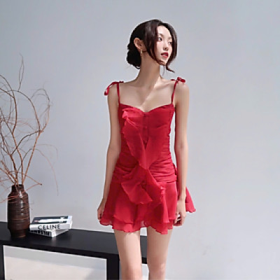 Đầm ngắn hai dây nữ vải tơ cách điệu bèo trước nữ tính Vanessa Miều Est.2013