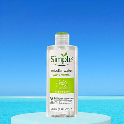 Nước tẩy trang Simple Micellar Water Gently Removes Make-up & Hydrates làm sạch và cấp ẩm cho da (200ml) - Hàng chính hãng