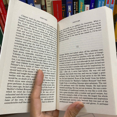 Sách - Perfume by Patrick Suskind - Tiểu thuyết tiếng Anh - Novel / Thriller / Mystery in English