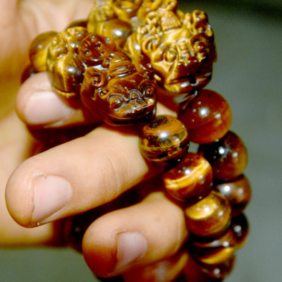 Vòng tay chuỗi đá mắt hổ tỳ hưu-nhiều cỡ ly