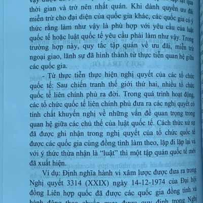 Hướng dẫn môn học công pháp quốc tế (tái bản năm 2023)