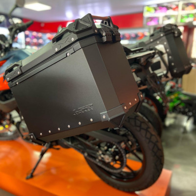 Thùng nhôm bên hông xe máy LS2