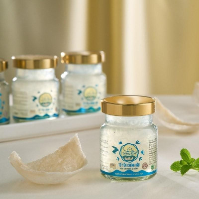 [CHÍNH HÃNG] Yến Sào Hoàng Kim - Hộp Quà Lộc An Cát Tường (50g Tổ Yến & 4 Hũ Yến Chưng Ăn Kiêng) - Quà Tặng Sức Khỏe, Tốt Cho Người Tiểu Đường