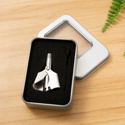 Máy Cắt Tỉa Lông Mũi Cao Cấp Thép Không Rỉ , Nhỏ Gọn Tiện Dụng , Dễ Dàng Vệ Sinh , Nhỏ bằng Hộp Tai Nghe ( tặng bộ chổi vệ sinh nội địa nhật bản mini )