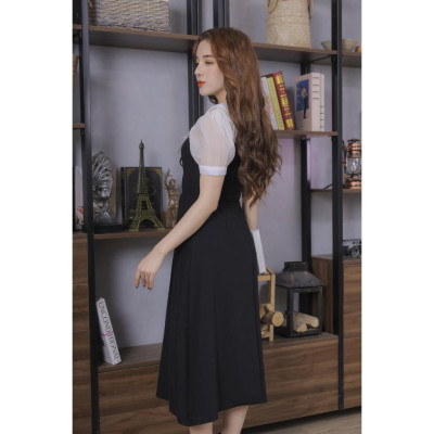 Váy Nữ Cổ Phối Tơ Voan Màu Đen 23V037 Pi Style