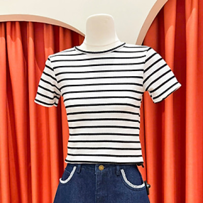 Áo thun form babytee ôm tôn dáng họa tiết sọc Naco Miều Est.2013