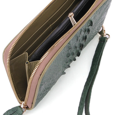 Ví nữ da cá sấu Huy Hoàng 1 khóa gai màu xanh rêu HT3223