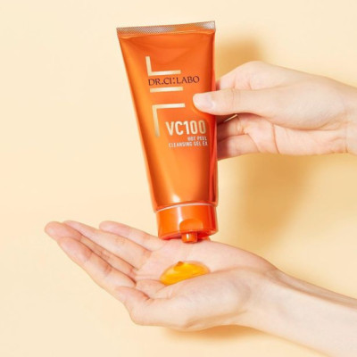 Gel Tẩy Trang Nóng Tẩy Sạch Lớp Trang Điểm Dưỡng Da Trắng Mịn Dr.Ci:Labo VC 100 Hot Peel Cleasing (Tuýp 150 G)
