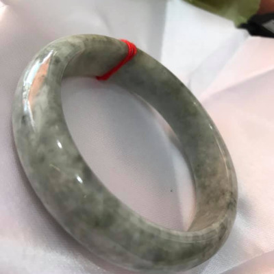 VÒNG CẨM THẠCH NAM BẢN HẸ ĐẬU 62MM MỚI ĐÁ THIÊN NHIÊN MÀU XÁM BÔNG NAM 72KG ĐẾN 88KG ĐEO