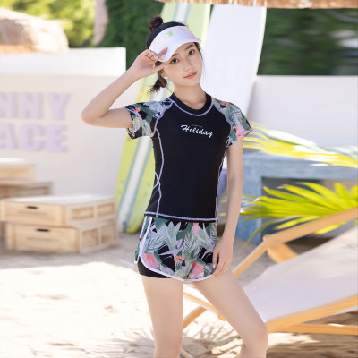 Đồ Tắm Nữ Rời Đùi Ngắn Tay Che Bụng