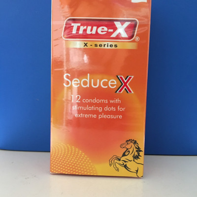 Bộ 2 hộp bao cao su True-X SeduceX chấm nổi 1 hộp 12 chiếc