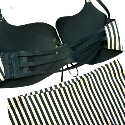 Bộ đồ lót sọc có gọng mút dày 3cm dây rút nâng ngực gợi cảm quần nguyên mông