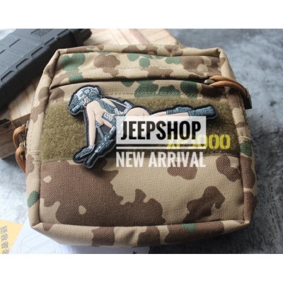Patch nhựa PVC velcro nữ chiến binh dán ba lô, nón , quần áo , túi xách