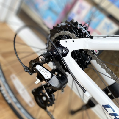 XE ĐẠP THỂ THAO ĐƯỜNG PHỐ TOURING CHEVAUX FK PRO 