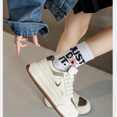 Giày thể thao nữ đế êm nhẹ, thoáng khí đế cao su đúc, chống trơn trượt hạn chế mòn – GNU2062