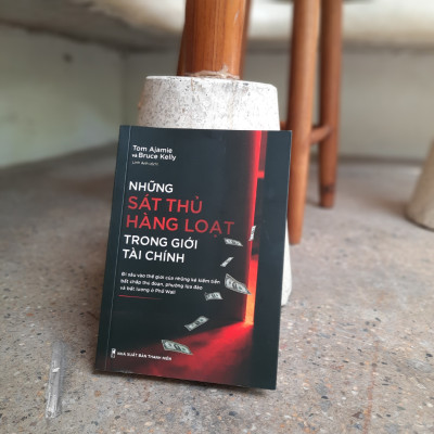 Combo Sách - Cẩm Nang Đầu Tư Từ A Đến Z Những Sát Thủ Hàng Loạt Trong Giới Tài Chính + Sách Lược Đầu Tư Của W.Buffett (TB) + Đầu Tư Hiệu Quả + Đầu Tư Chất Lượng