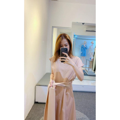 Baciami-Đầm Lụa Cổ Tròn Phôm Rộng