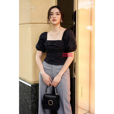 ÁO CỔ VUÔNG NHÚN THUN SANG CHẢNH