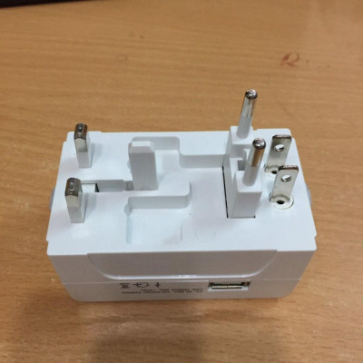 Ổ CẮM DU LỊCH ĐA NĂNG TÍCH HỢP CỔNG USB -TA2- hàng chính hãng MPE