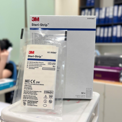 Vỉ 6 miếng dán thay chỉ khâu da 3M Steri-strip™ R1547 – 12mm x 100mm | Sản xuất tại Mỹ