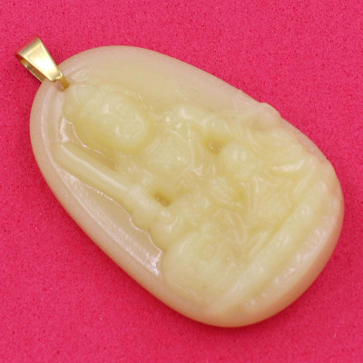 Mặt dây chuyền Văn Thù Bồ Tát đá hoàng ngọc 3.6cm
