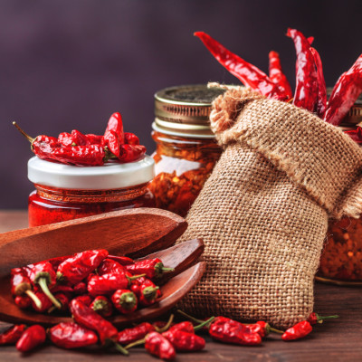 Tương Ớt Chitas Sriracha Ông Chà Và 270g (Hot Chili Chitas Sriracha)