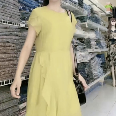 Đầm đuôi cá bất đối xứng suông nhẹ Myqlothing.