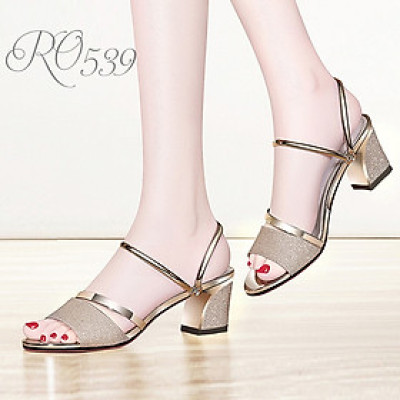 Sandal, dép nữ phối kim tuyến gót vuông ROSATA RO539 cao 5p - bạc, đồng - HÀNG VIỆT NAM - BKSTORE
