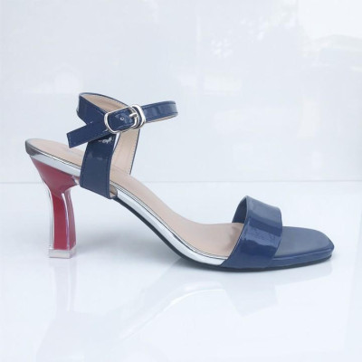 Sandal cao gót hot trend  trẻ trung năng động 21348