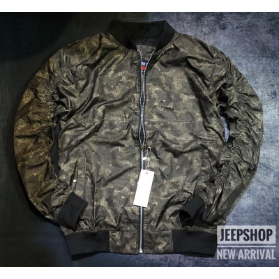 Áo khoác bomber dù phong cách Retro